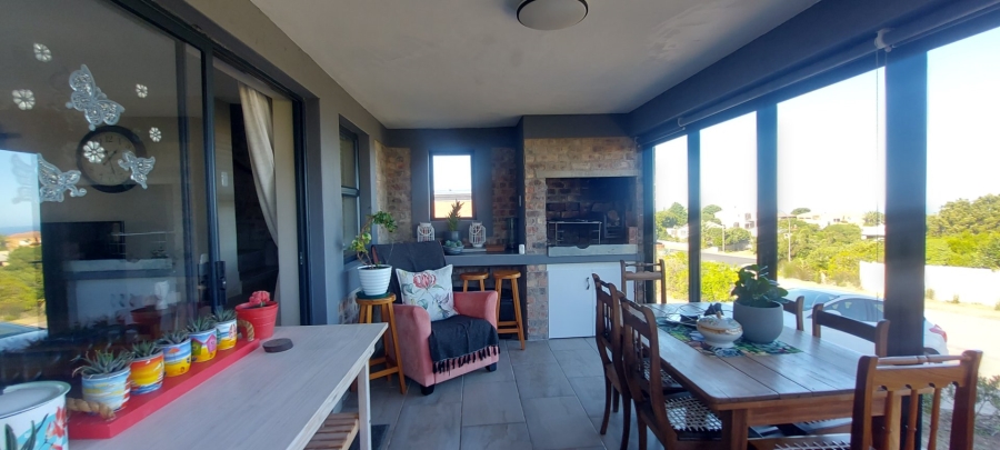 5 Bedroom Property for Sale in Dana Bay Western Cape